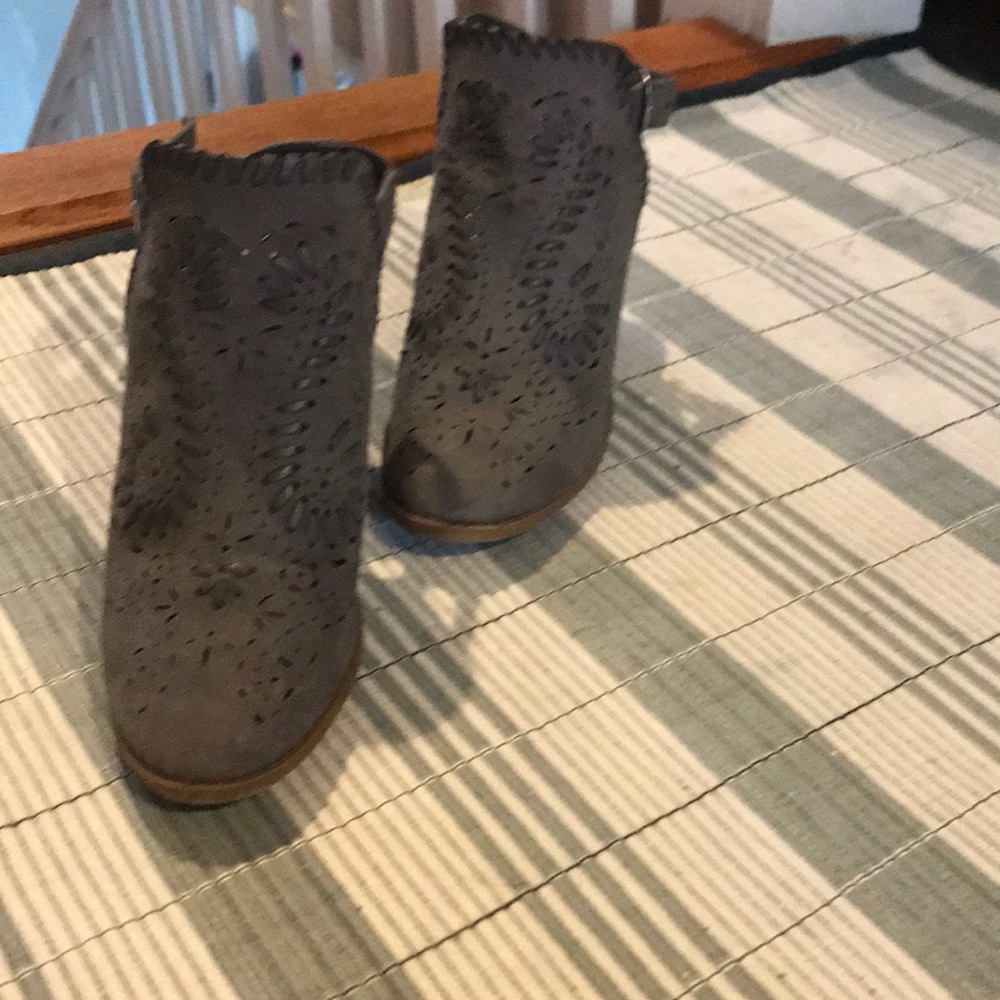 Grey booties - Picture 2 of 4